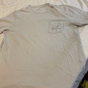 Vintage vineyard vines t-shirt